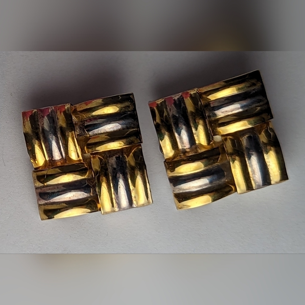Vintage Clasp Earrings Sterling Silver and Gold tone 925, square puff design